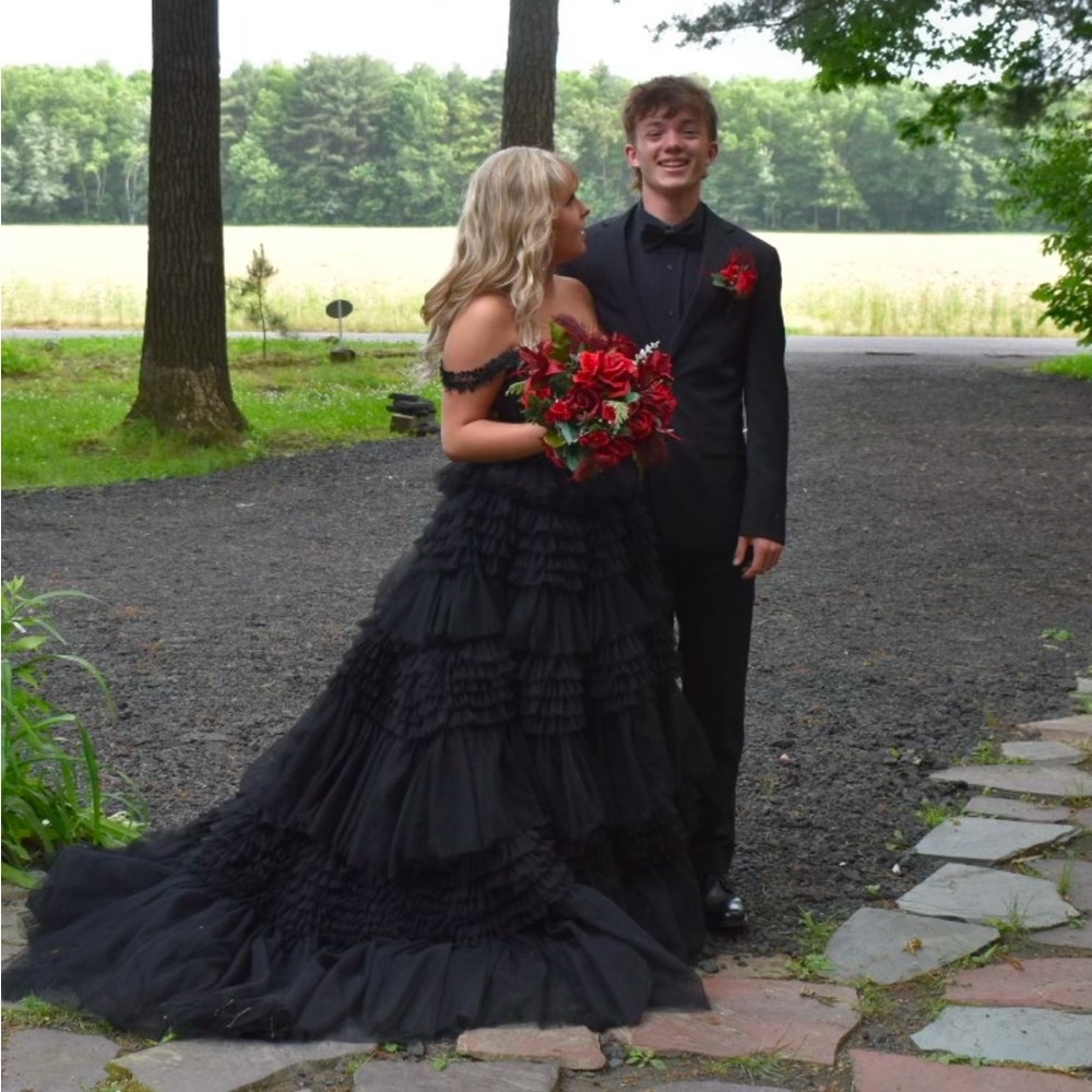 Black Sherri Hill Prom Dress
